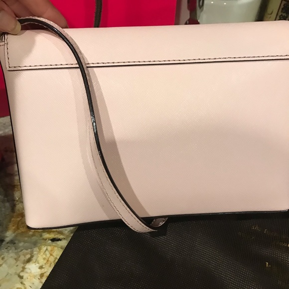 ✅SOLD✅ Kate Spade Crossbody/Matching Wallet - Picture 6 of 7